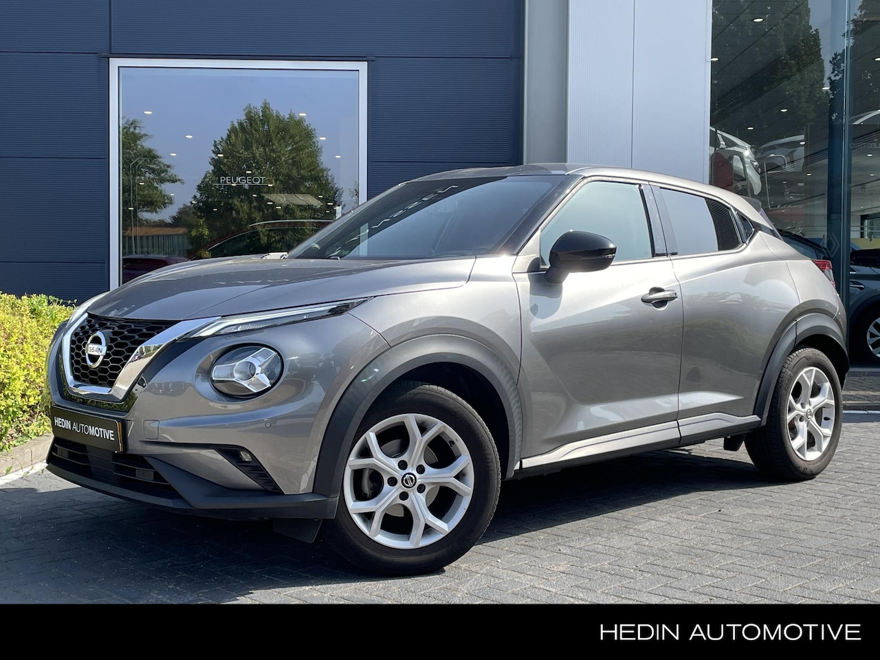 Nissan Juke - 1.0 DIG-T N-Connecta | Trekhaak | Navigatie | Camera | 1e Eigenaar - AutoWereld.nl