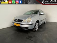 Volkswagen Polo - 1.2-12V Comfortline. APK 06-2026