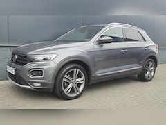 Volkswagen T-Roc - 1.5 TSI Sport BnsR*acc*clima*navi*camera*blind spot*virtual*18 i