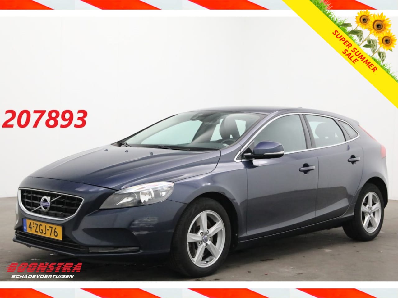 Volvo V40 - 2.0 D4 Momentum Business Navi Clima Cruise PDC - AutoWereld.nl