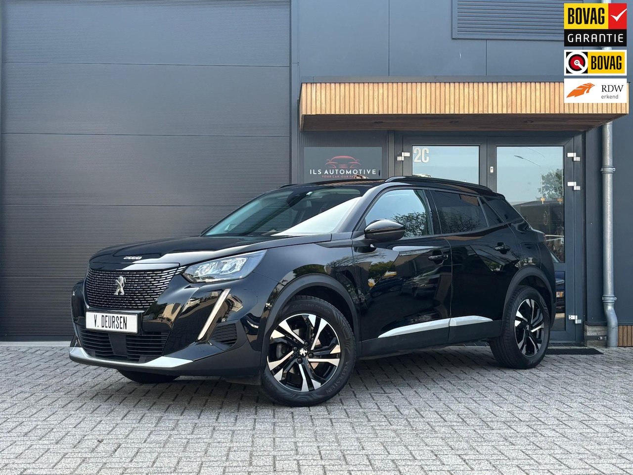 Peugeot 2008 - 1.2 PureTech Allure AUTOMAAT - AutoWereld.nl