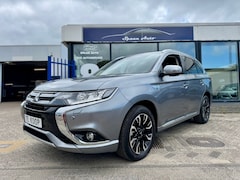 Mitsubishi Outlander - 2.0 PHEV 4WD INTYLE+ PREMIUM | 360° | FULL OPTION