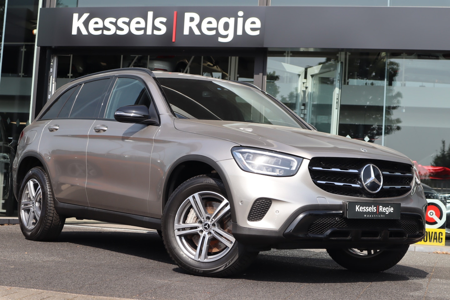 Mercedes-Benz GLC-klasse - 300e 4MATIC Virtual Camera Navi Led Elec.trekhaak - AutoWereld.nl