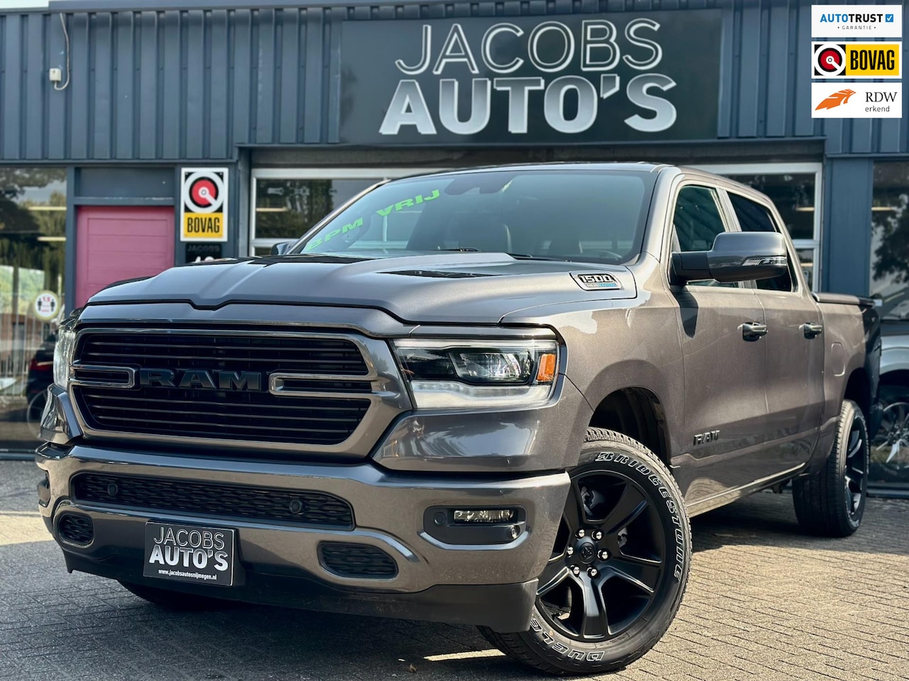 Dodge Ram 1500 - 5.7 V8 4x4 Crew Cab Sport NIEUW! BPM VRIJ! - AutoWereld.nl