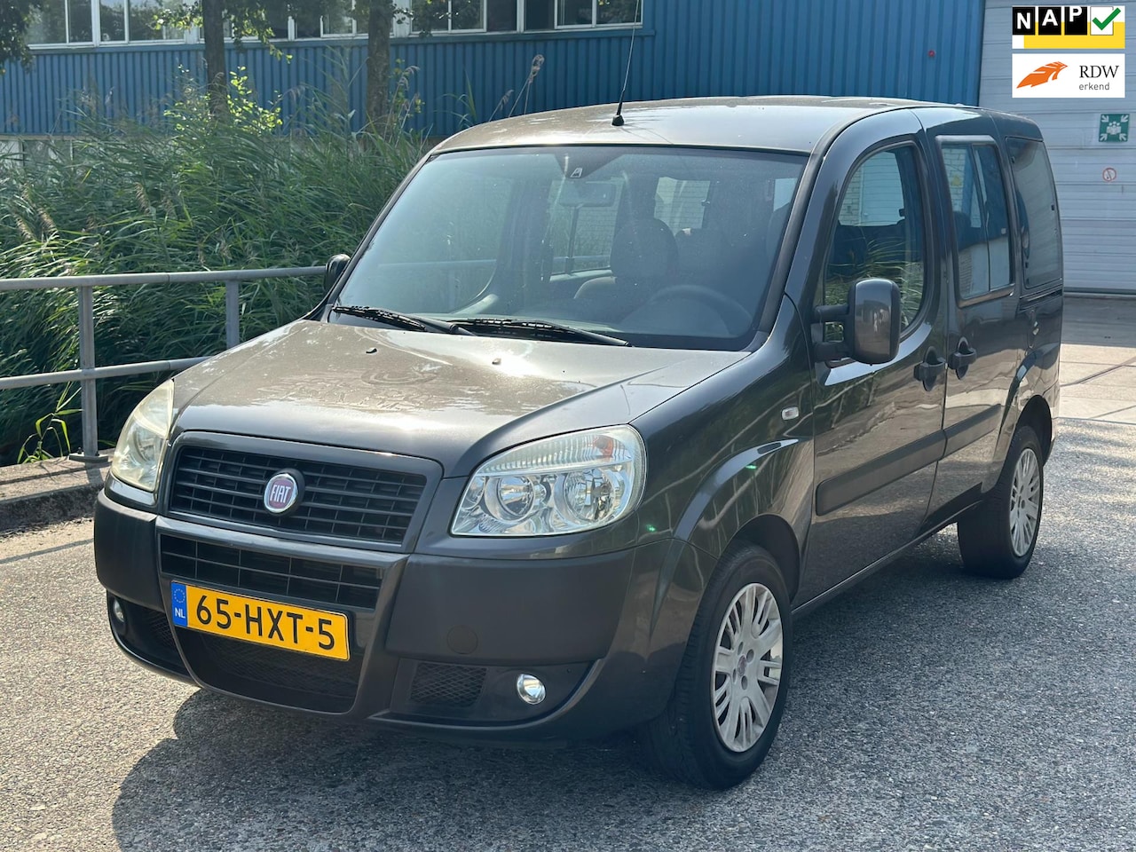 Fiat Doblò - 1.4 Family 7 Persoons Airco! 58.000 KM NAP! APK! - AutoWereld.nl