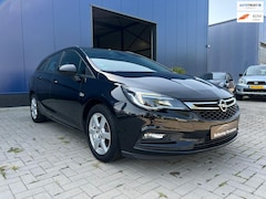 Opel Astra Sports Tourer - 1.4 Turbo / APPLE CARPLAY / 150PK / AFNEEMBARE TREKHAAK / PDC / CLIMATE / CRUISE / STOEL-S