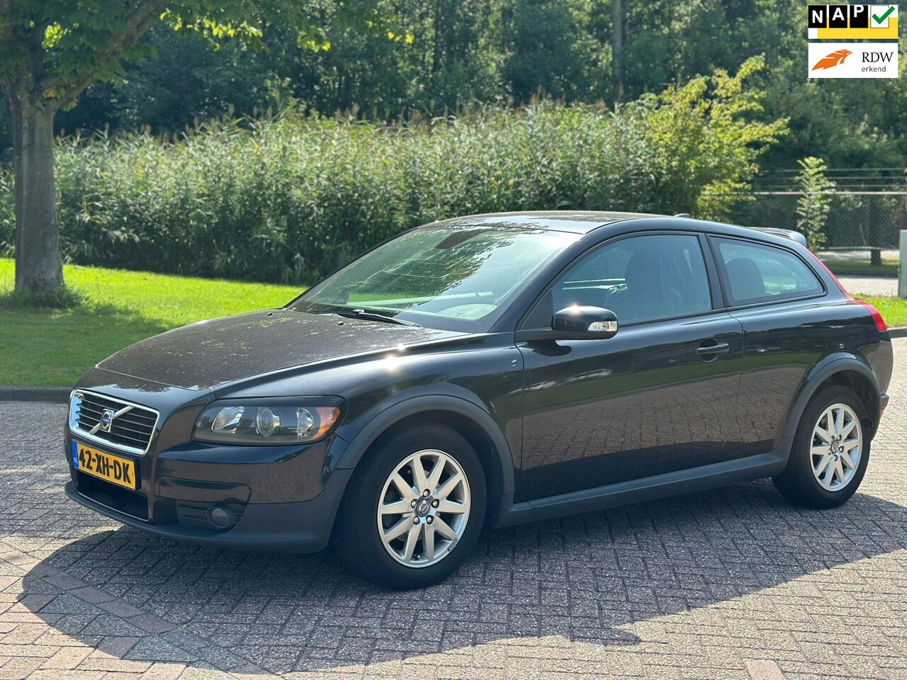 Volvo C30 - 1.6 Momentum/AIRCO/CRUISE/ELECRAMEN VOOR - AutoWereld.nl