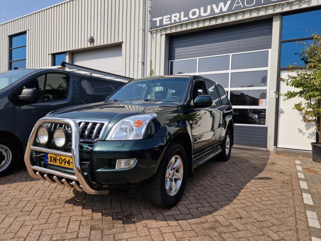 Toyota Land Cruiser - 4.0 V6 VVT-i Executive Youngtimer - AutoWereld.nl