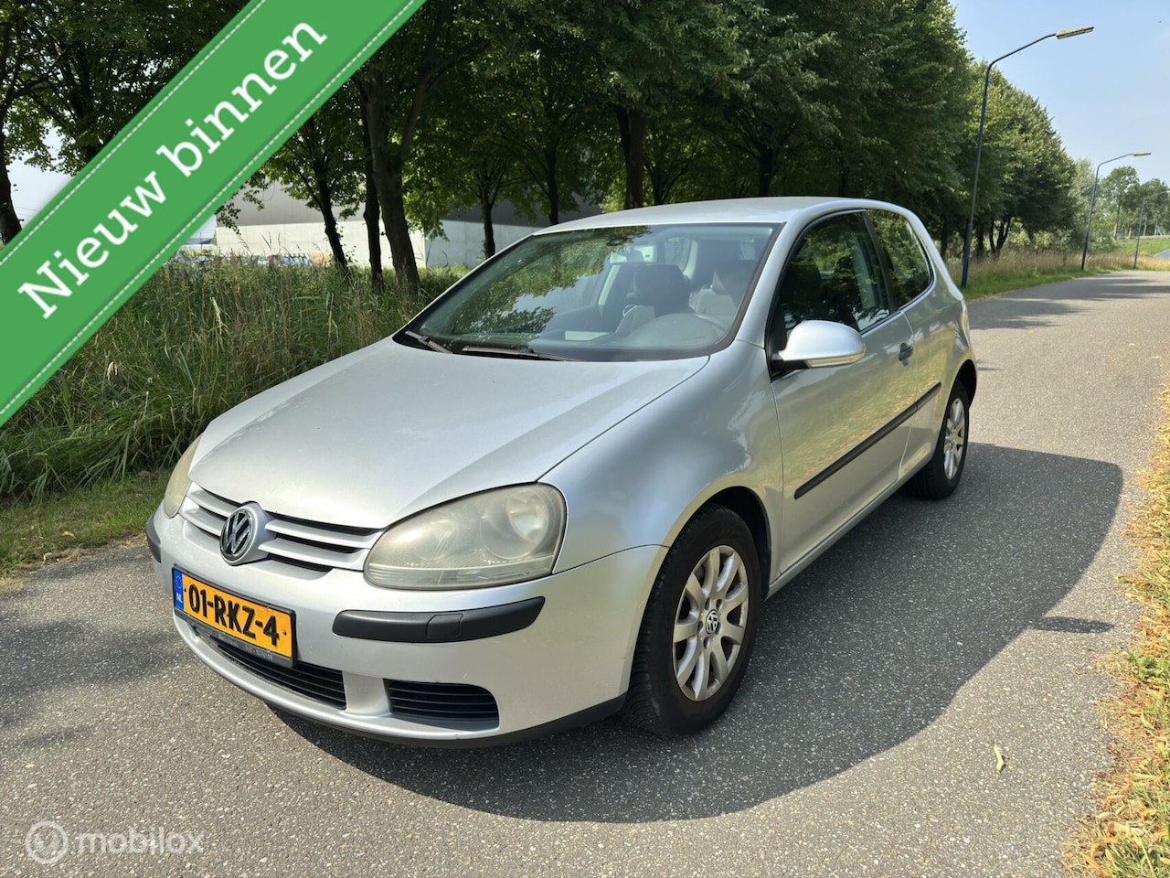 Volkswagen Golf - 1.4 Trendline*NEW APK 07/26*STOELVERWARMING - AutoWereld.nl