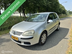Volkswagen Golf - 1.4 Trendline*NEW APK 07/26*STOELVERWARMING