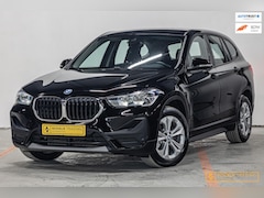 BMW X1 - XDrive25e|Stoelverwarming|PDC|Dealer ond|Garantie