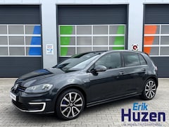 Volkswagen Golf - 1.4 TSI GTE / Trekhaak / Cruise control / DAB / Carplay