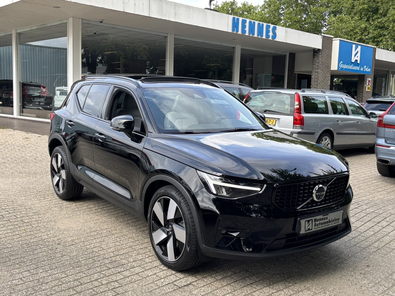 Volvo XC40 - T4 Recharge Ultimate Dark Pano Tailored Wool ACC - AutoWereld.nl