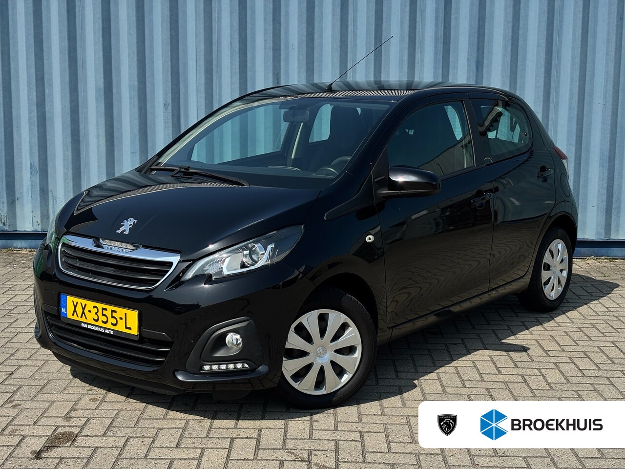 Peugeot 108 - Active Zwart | Airco | Bluetooth telefoonvoorbereiding | Elektrische ramen voor - AutoWereld.nl