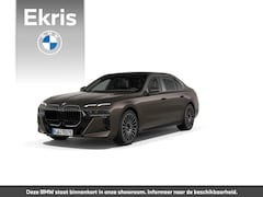 BMW 7-serie - 750e xDrive | Individual Lak | M Sportpakket Pro | Connoisseur Pack | Innovation Pack