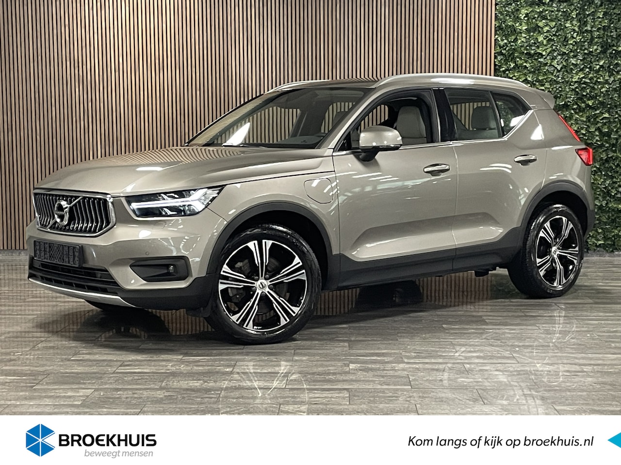 Volvo XC40 - T4 Recharge Inscription | Adaptieve Cruise Control | Stoelverwarming voor+achter | Stuurwi - AutoWereld.nl