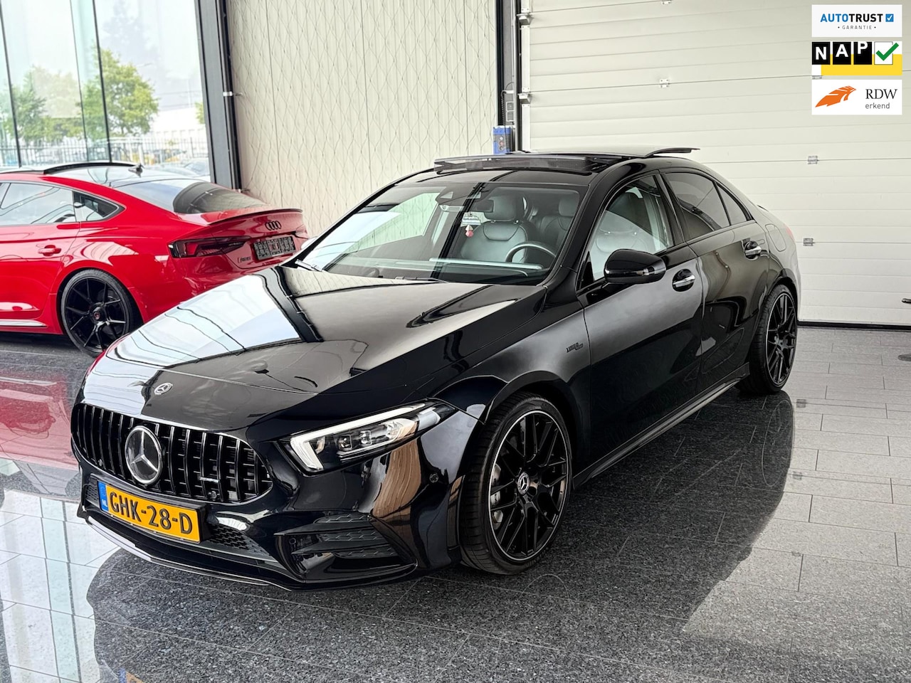 Mercedes-Benz A-klasse - AMG 35 4MATIC Premium Plus 2020 A45 look Nieuwstaat!!! - AutoWereld.nl