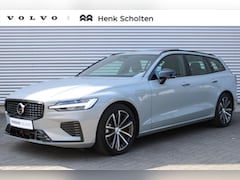 Volvo V60 - T6 Plug-in hybrid AWD Plus Dark | Panoramadak | Verwarmbare Voorstoelen (met geheugen), St