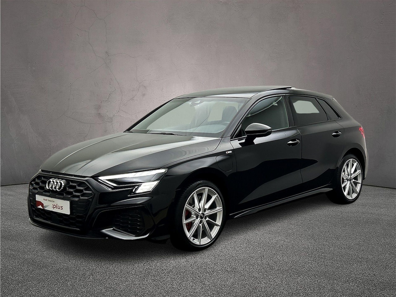 Audi A3 Sportback - 45 TFSI e S edition Competition | Pano | Audi sound | Matrix-Led | ACC | Carplay | Ambient - AutoWereld.nl