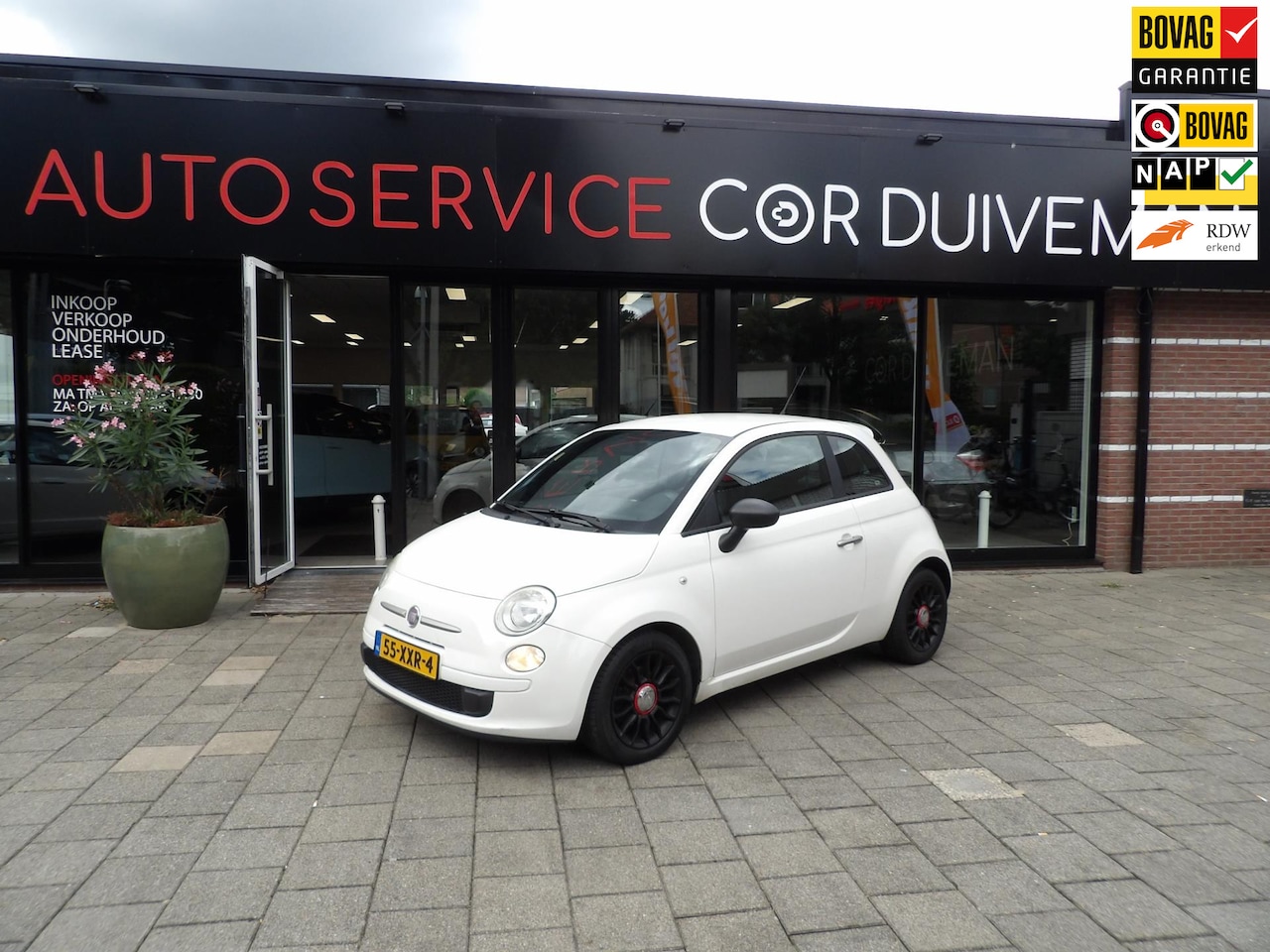 Fiat 500 - 0.9 TwinAir Lounge nette onderhouden fiat 500 incl apk en aflevering - AutoWereld.nl