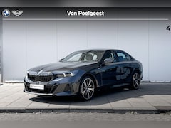 BMW 5-serie - Sedan 550e xDrive M-Sport Pro / Driving Assistant Professional / Stoelventilatie / Harman