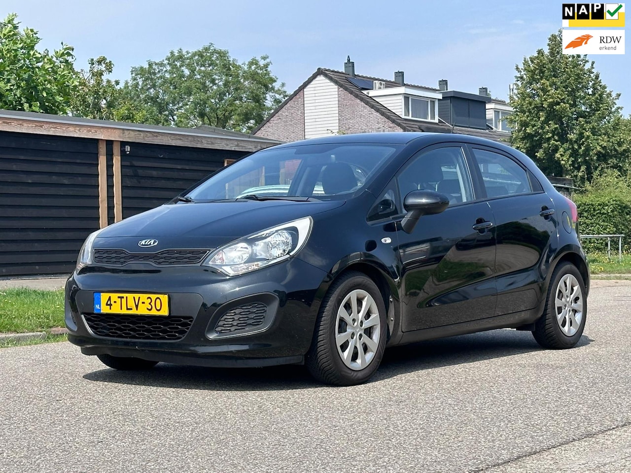Kia Rio - 1.2 CVVT ComfortLine 5DR*Cruise*Airco*NAP*Trekhaak*Nieuwe APK* - AutoWereld.nl