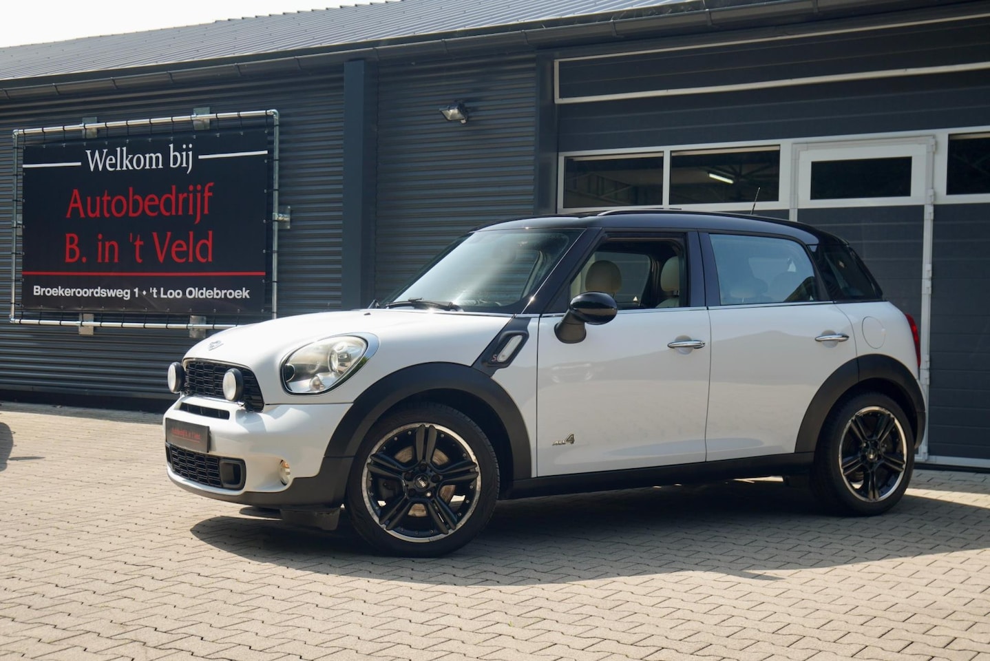 MINI Countryman - Mini 1.6 Cooper S ALL4 Chili PANO HARMAN KARDON NAVI LEDER - AutoWereld.nl