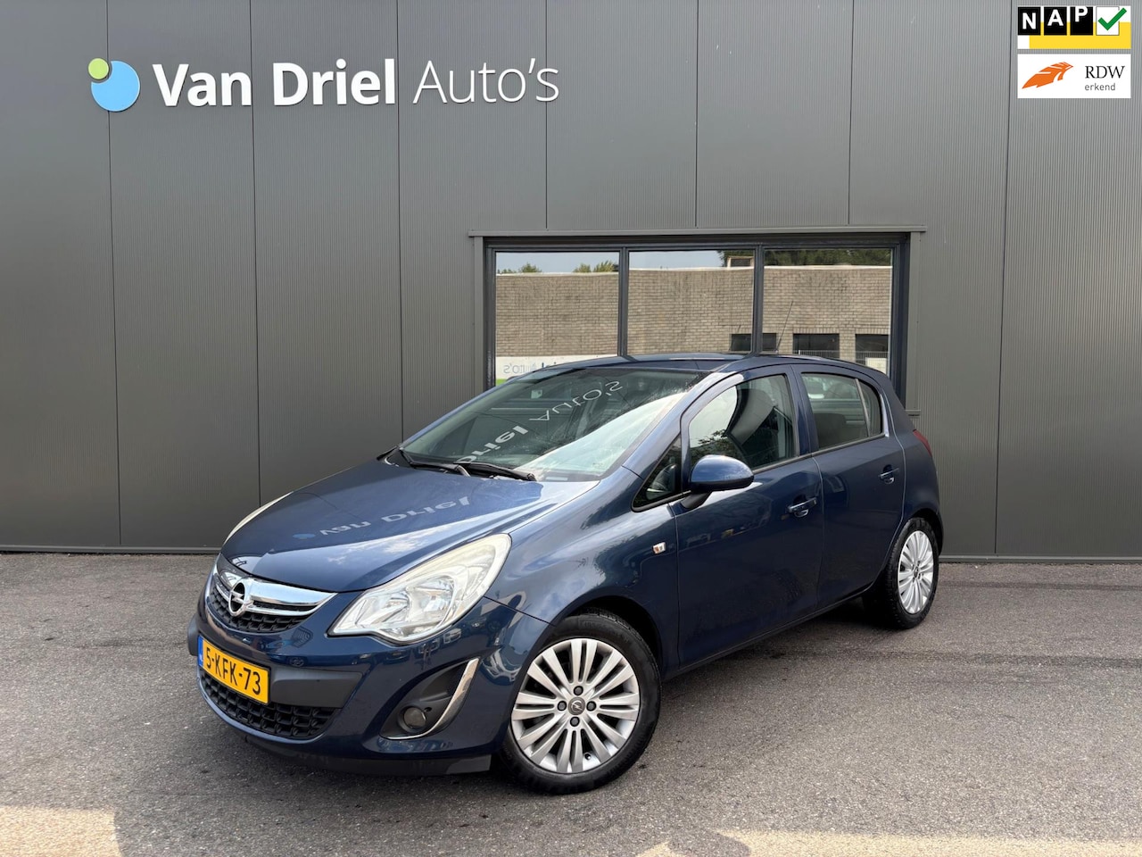 Opel Corsa - 1.4-16V Design Edition / Airco / Trekhaak / Stoel&Stuurwielverwarming! - AutoWereld.nl