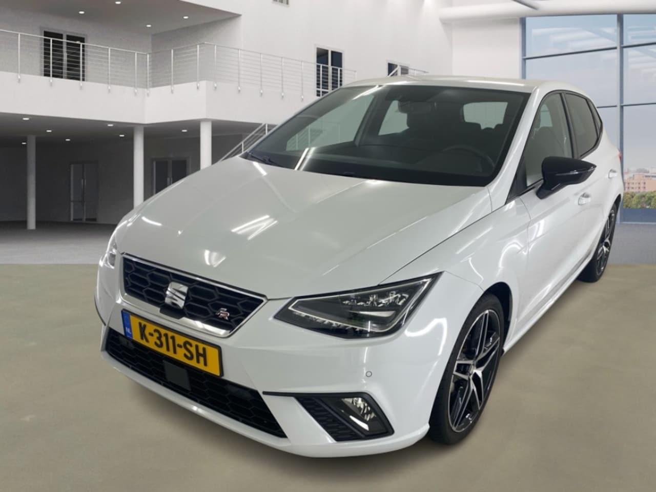 SEAT Ibiza - 1.0 TSI FR Business Intense Plus CRUISE NAVI CLIMA 18" PDC 1/2 LEDER ALCANTARA VIRTUAL 17D - AutoWereld.nl