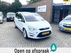 Ford S-Max - 7 Persoon/Automaat/Leer/Panoramadak/Navi/Airco/Camera/parkeersensoren/Nap/Apk
