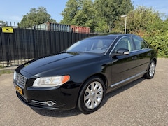 Volvo S80 - 2.0 T Momentum Leer/Schuifdak/Navi/Clima