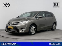 Toyota Verso - 1.8 VVT-i Dynamic Limited | Navigatie | Parkeercamera | Trekhaak |
