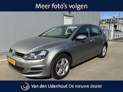 Volkswagen Golf - 1.4 TSI 122pk Highline DSG / Navigatie / Parkeersensoren / Cruise Control