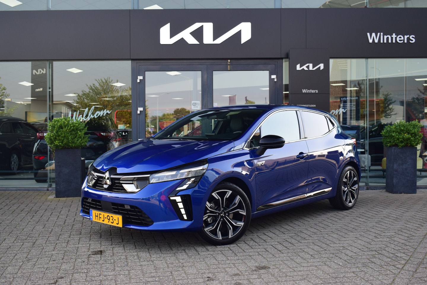 Mitsubishi Colt - 1.6i HEV/Hybrid Intense-Plus Autom. | Climate Control | Cruise Control Adaptief | Navigati - AutoWereld.nl