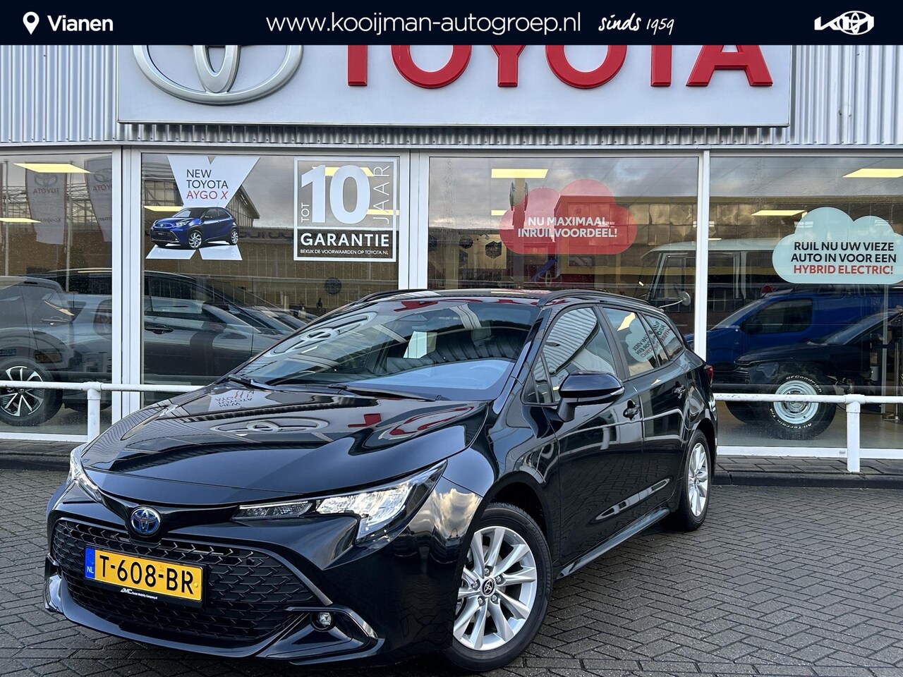 Toyota Corolla Touring Sports - Hybrid 140 Active DEMO! Vraag naar de beschikbaarheid voor deze auto. - AutoWereld.nl