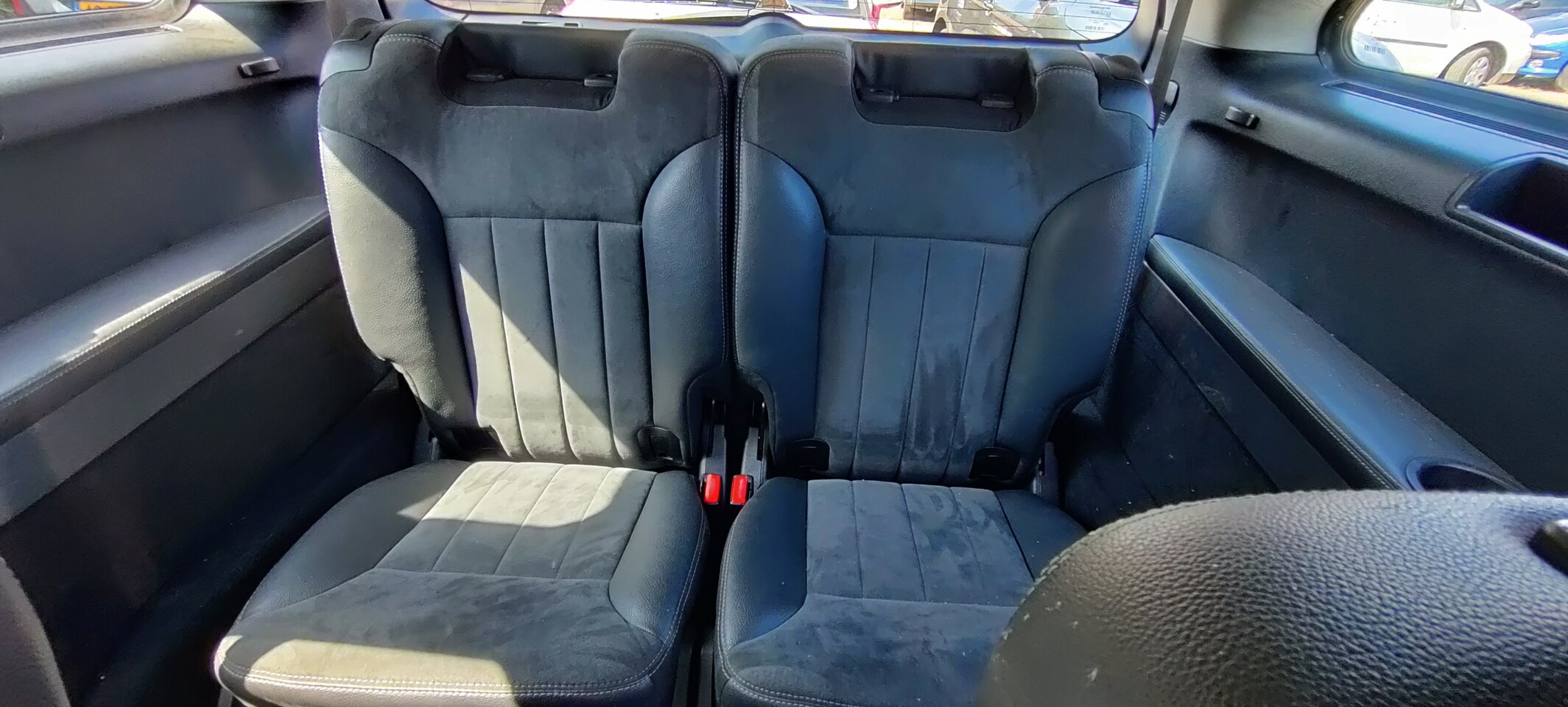 Mercedes-Benz R-klasse - 320 CDI Lang 4-Matic Boekjes aanwezig, afneembare trekhaak.