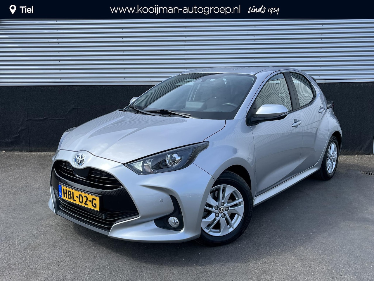 Toyota Yaris - 1.5 Hybrid Business Stoelverwarming, Parkeersensoren, Adaptieve cruise control, Achteruitr - AutoWereld.nl