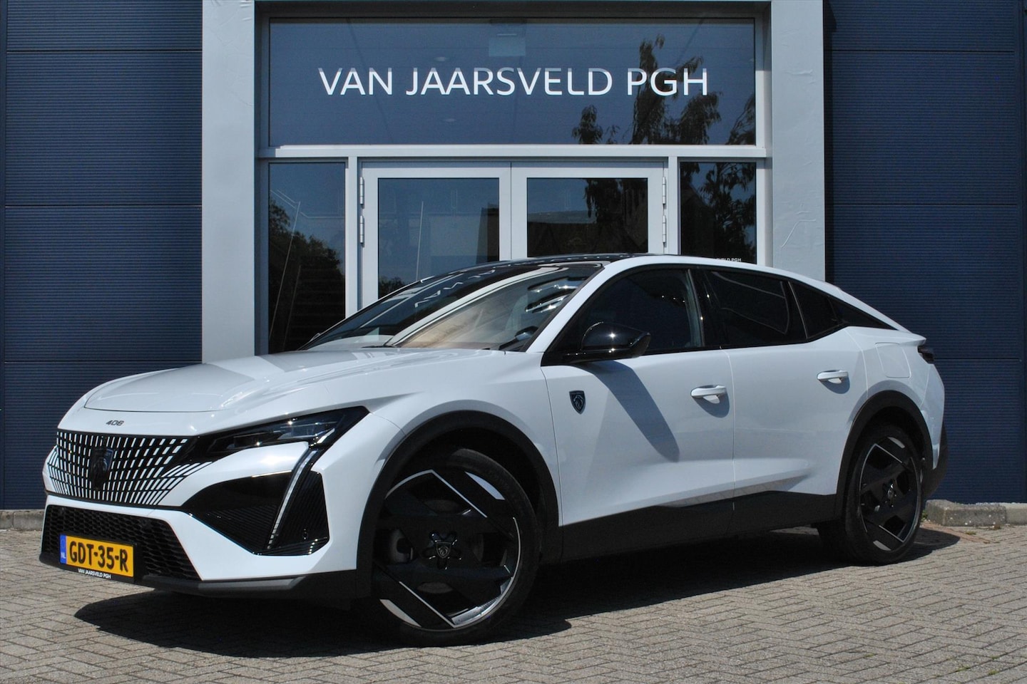 Peugeot 408 - 1.6 Plug-In Hybrid 180 e-EAT8 GT / Dak / 20 inch - AutoWereld.nl