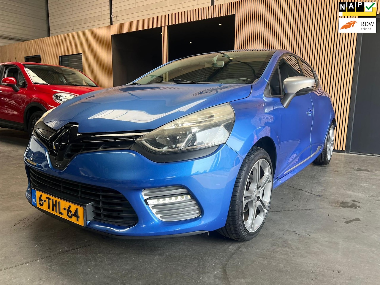 Renault Clio - 1.2 GT 5-deurs Automaat Navi - AutoWereld.nl