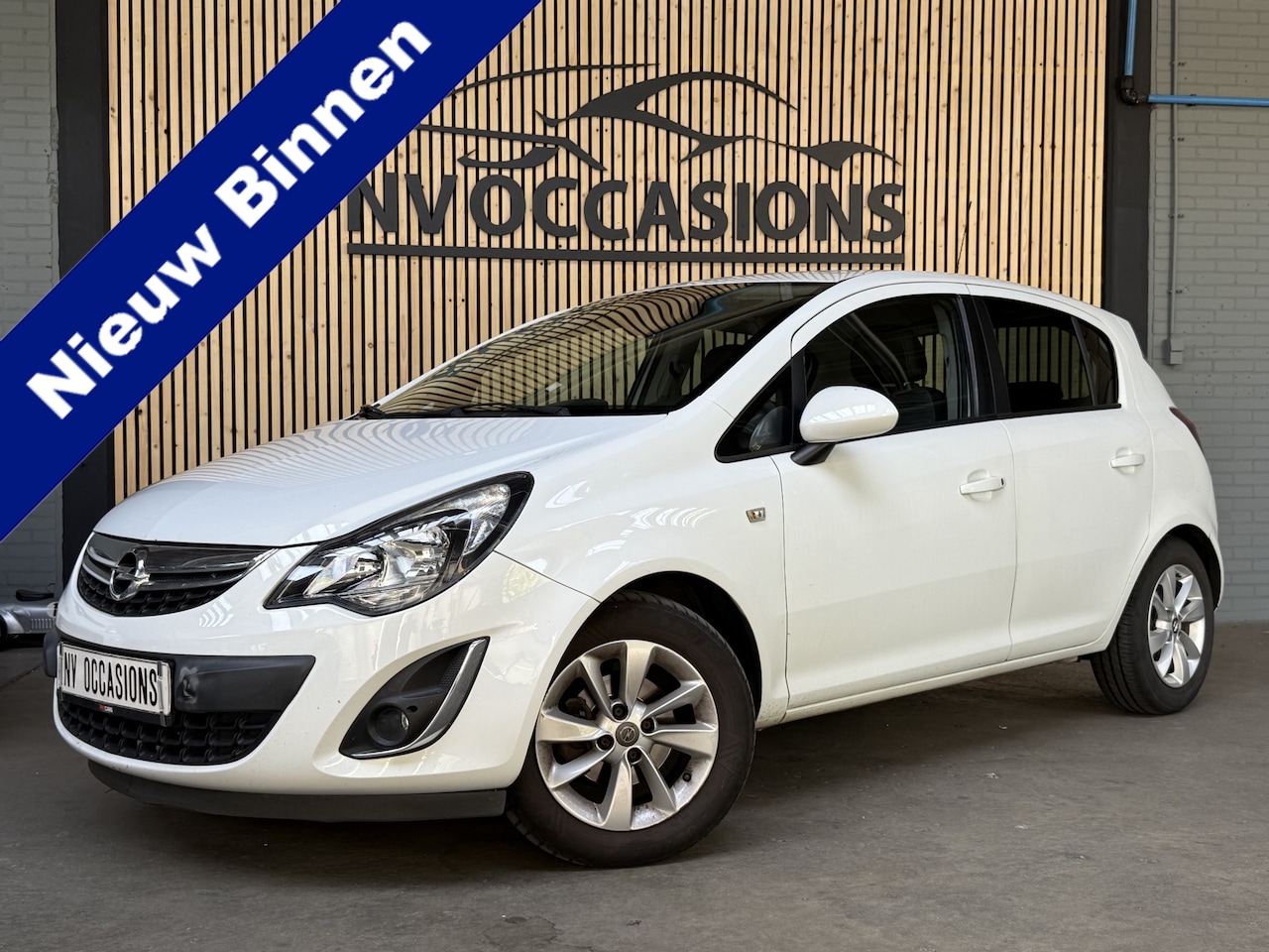 Opel Corsa - 1.2 EcoFlex Design Edition LPG AIRCO/NAVI/APK 21-08-2026/15"LV/LPG/NAP! - AutoWereld.nl