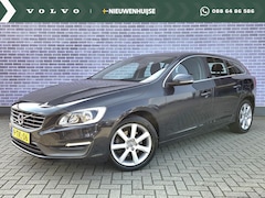 Volvo V60 - T3 150 pk Momentum Automaat | Volledig Dealer Onderhouden | Lage kilometerstand | Cruise C