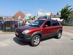 Hyundai Tucson - 2.0i Style