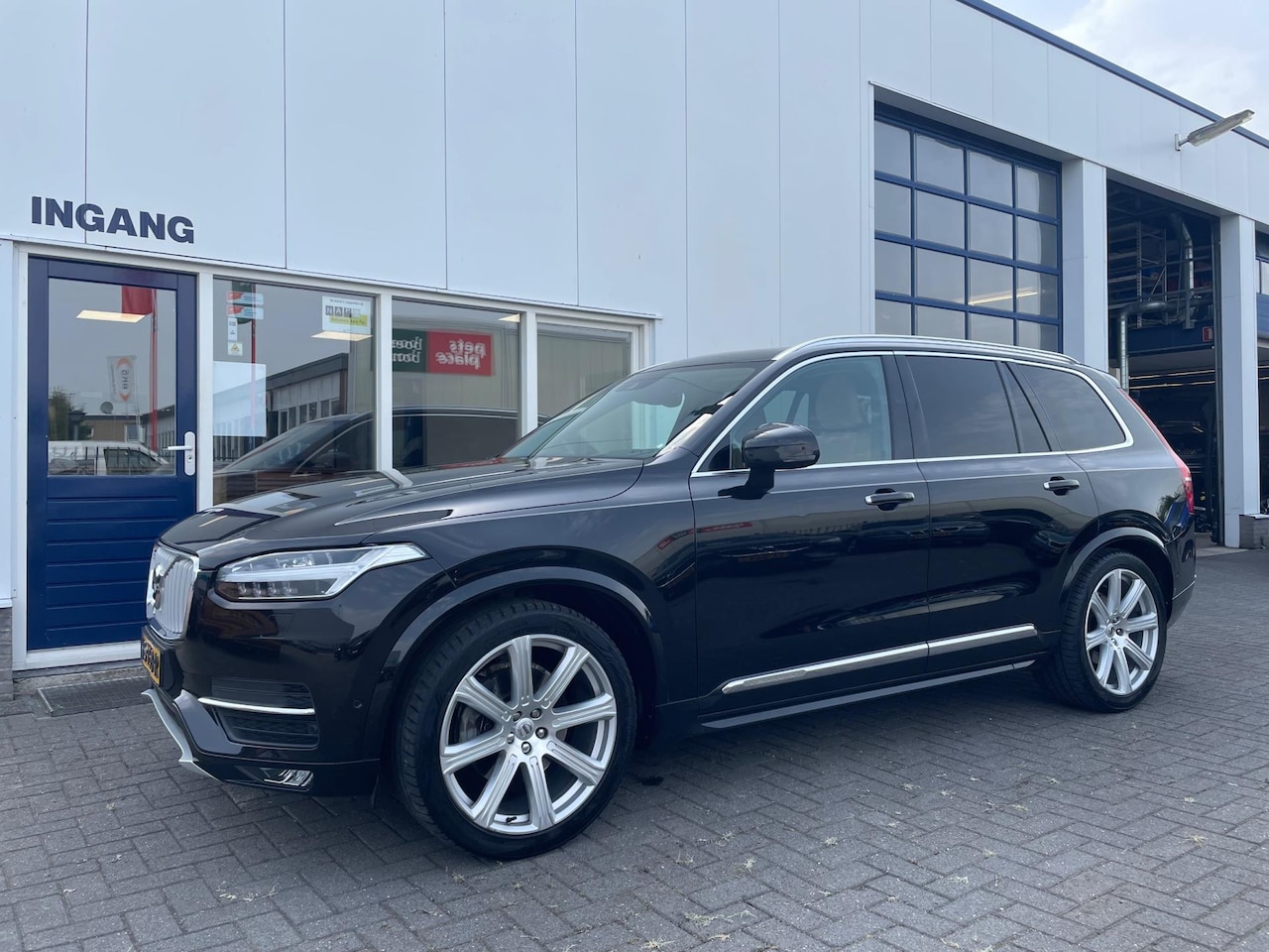 Volvo XC90 - 2.0 D5 AWD Inscription 2.0 D5 AWD Inscription - AutoWereld.nl