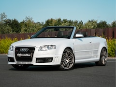 Audi A4 Cabriolet - 4.2 V8 RS 4 quattro