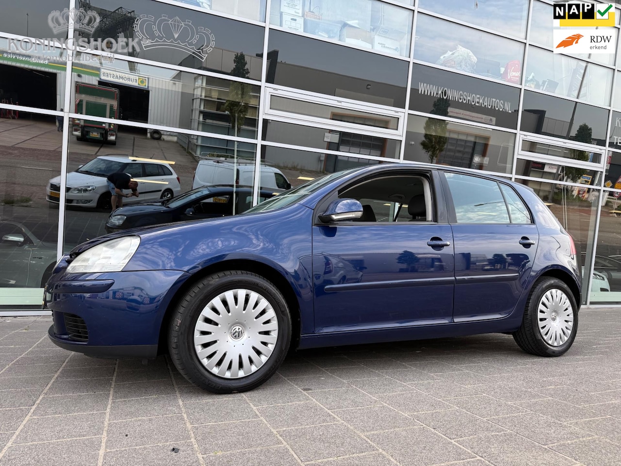 Volkswagen Golf - 1.6 Trendline Business 1.6 Trendline Business - AutoWereld.nl