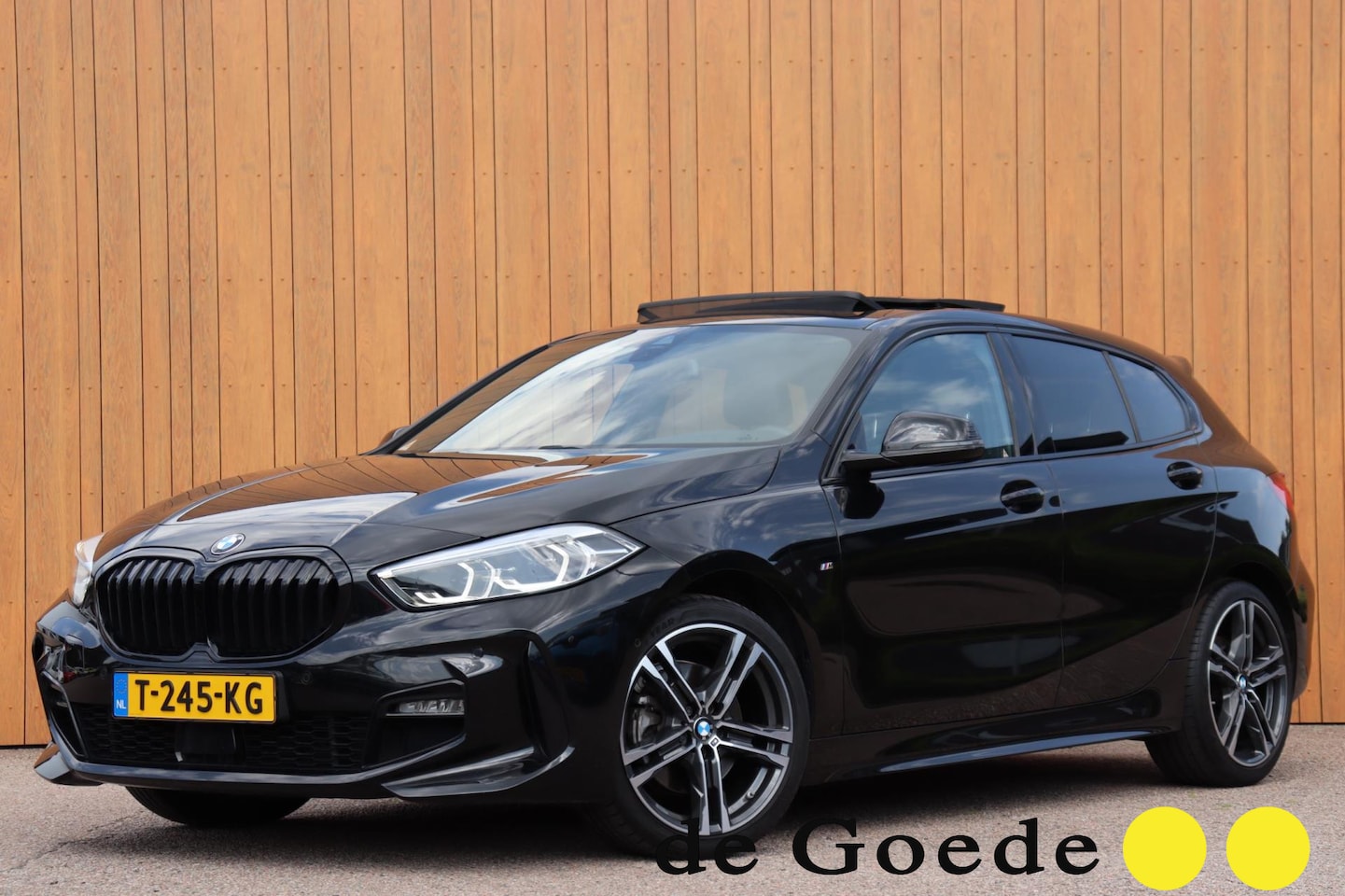 BMW 1-serie - 118i Introduction Ed. M-Sport org.NL schuifdak a.spoiler h.leer - AutoWereld.nl