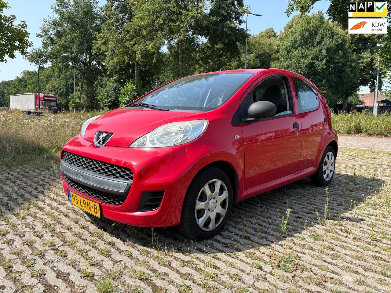 Peugeot 107 - 1.0-12V XR / nieuwe apk! tot 08-2026 - AutoWereld.nl