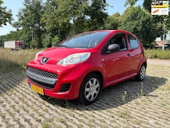 Peugeot 107 - 1.0-12V XR / nieuwe apk tot 08-2026