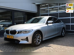 BMW 3-serie - 320i High Executive Edition