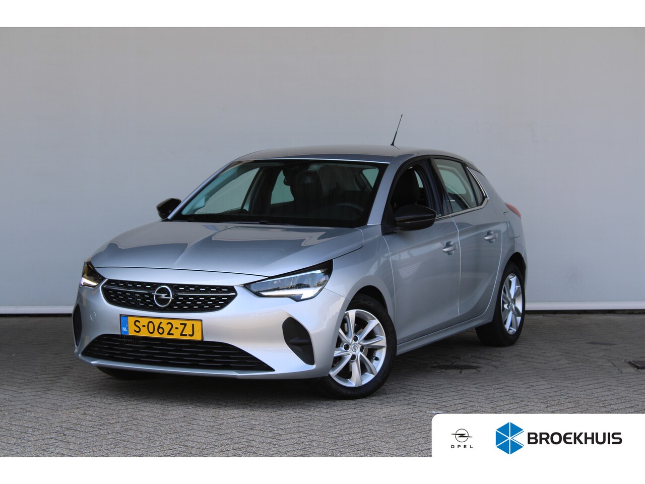 Opel Corsa - 1.2 Level 3 | Apple CarPlay | LED Koplampen | Cruise control | DAB - AutoWereld.nl